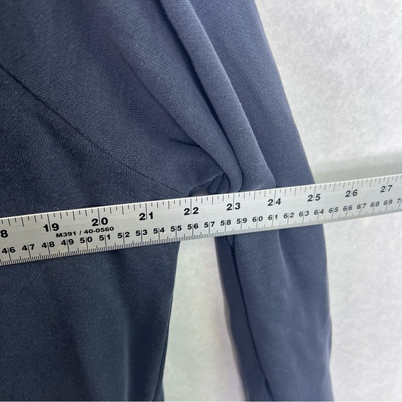 Athleta XL SERENITY CRISS CROSS SWEATSHIRT blue - Picture 4 of 6